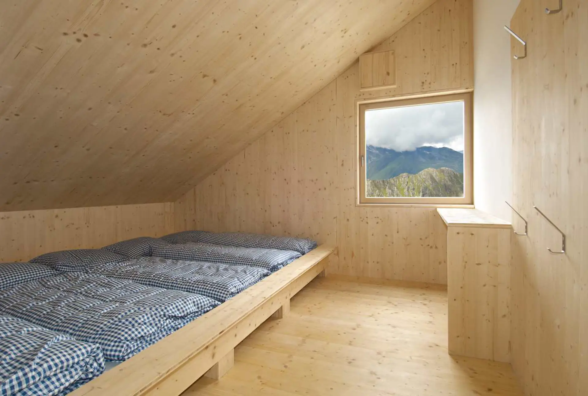 14_Umbau_SAC Medelserhütte Val Medel Curaglia